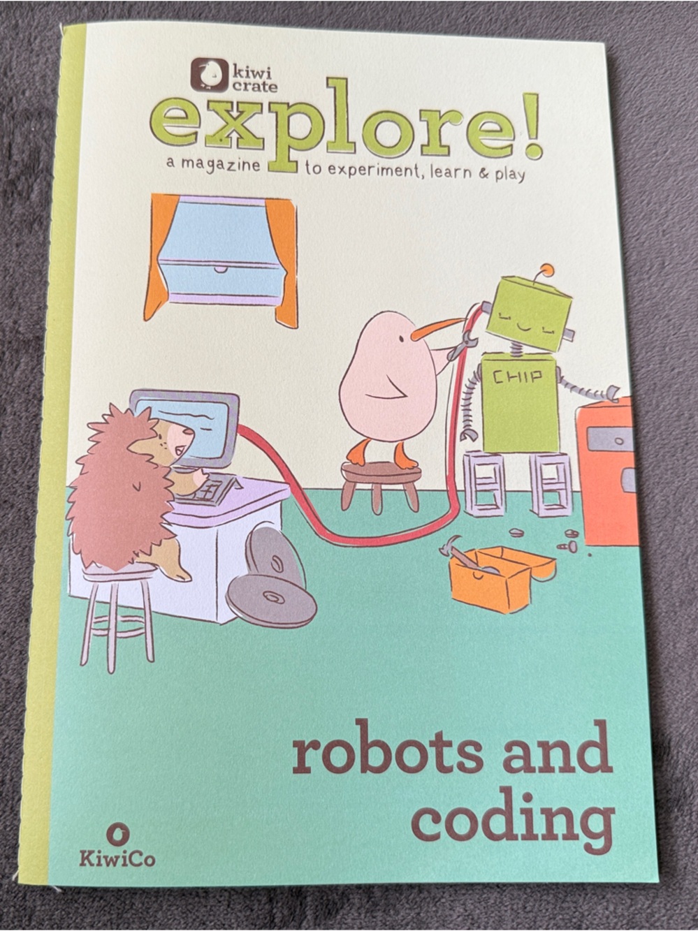 KiwiCo Explore! Kiwi Crate STEM Robots and Coding Kit